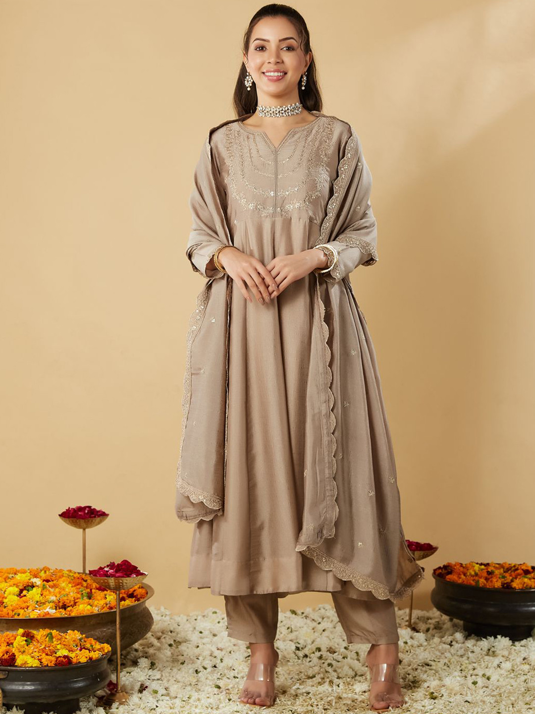 

MOKOSH Floral Yoke Design Notch Neck Sequinned A-Line Kurta With Trousers & Dupatta, Beige