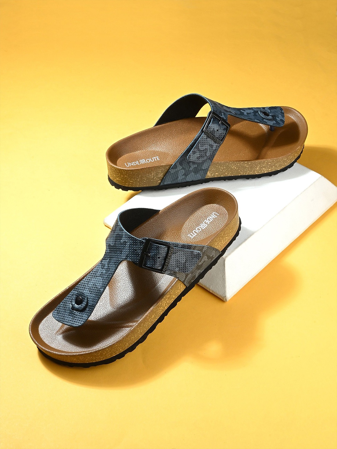

UNDERROUTE Men Comfort Sandals, Navy blue