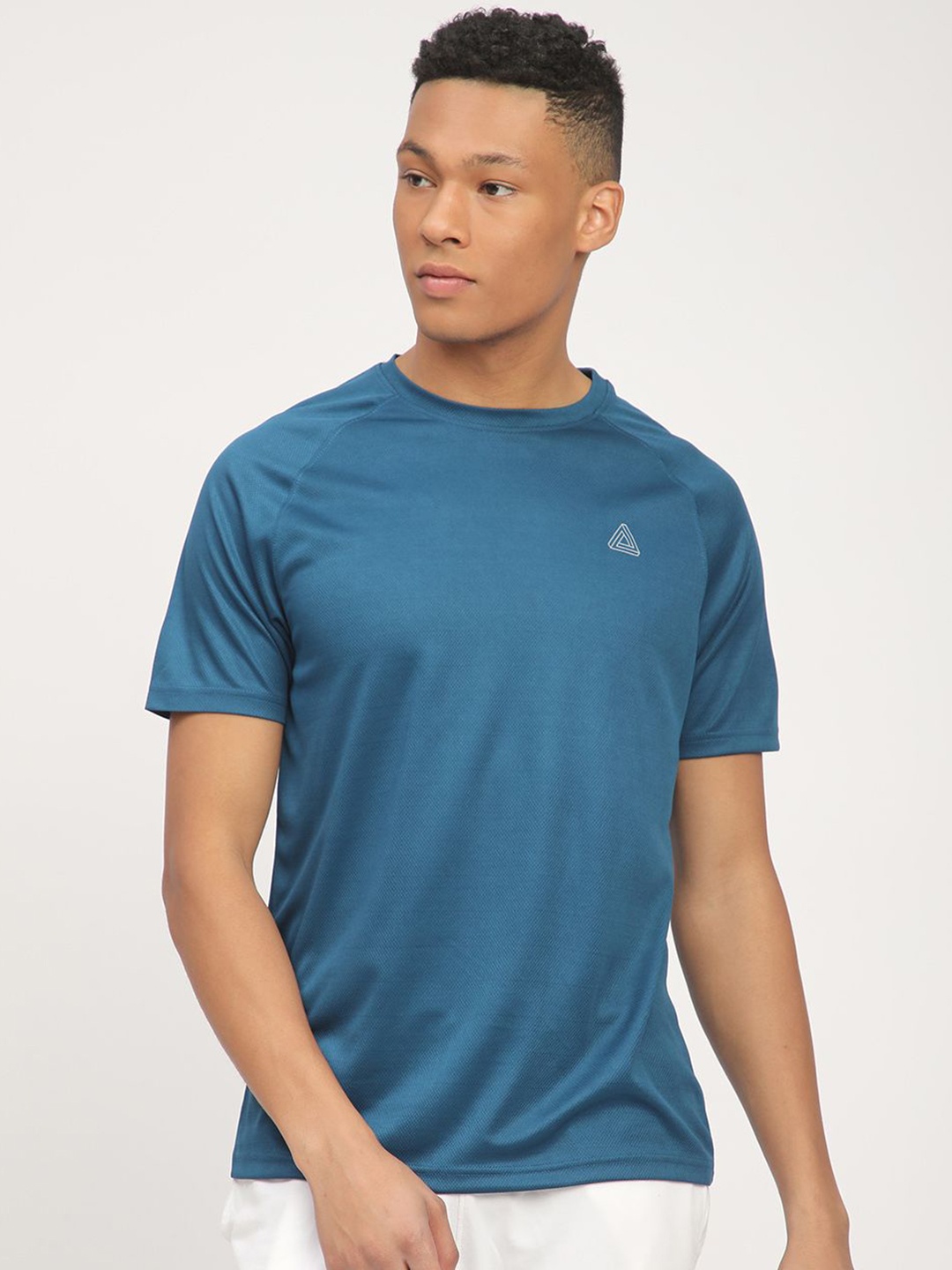 

R&B Men Solid Round Neck T-shirt, Blue