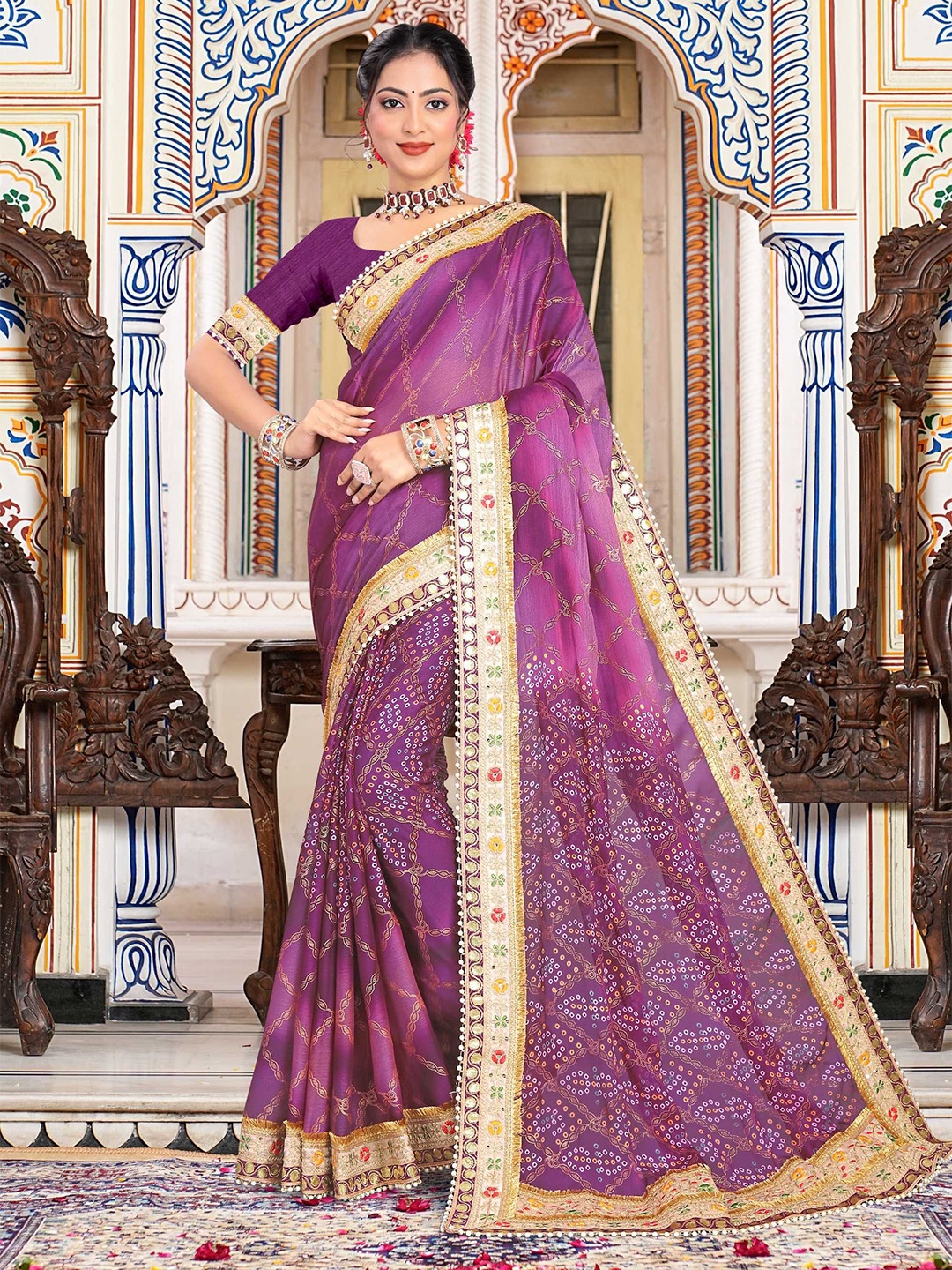 

DIVASTRI Bandhani Sequinned Poly Chiffon Bandhani Saree, Purple