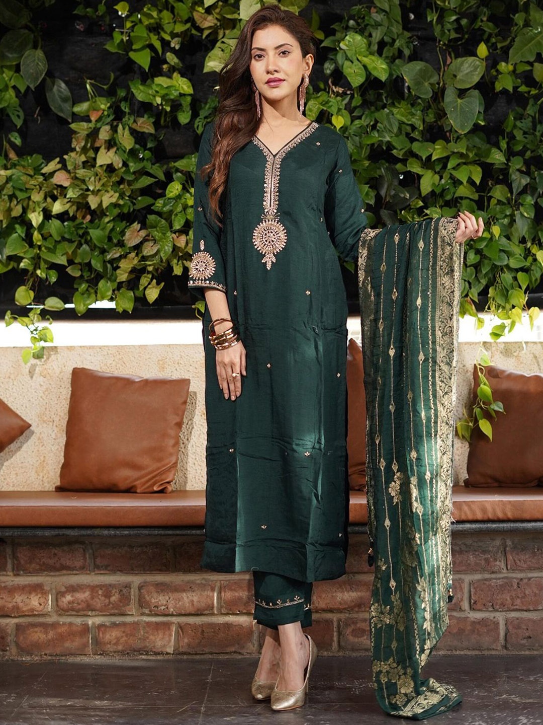 

GUNVANTI FAB Floral Embroidered Sequinned Work Straight Kurta With Trousers & Dupatta, Green