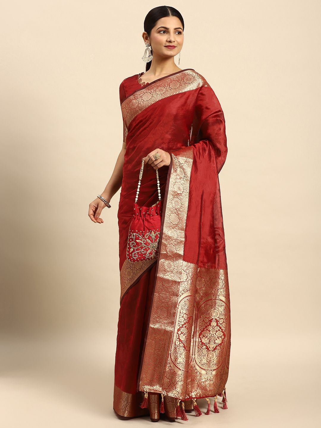 

DIVASTRI Zari Woven Design Traditional Banarasi Saree, Maroon