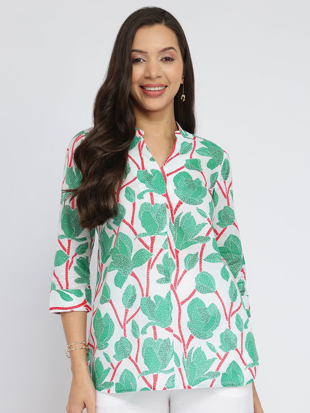 

Pink Fort Women Printed Mandarin Collar Roll-Up Sleeves Cotton Floral Print Top, Green