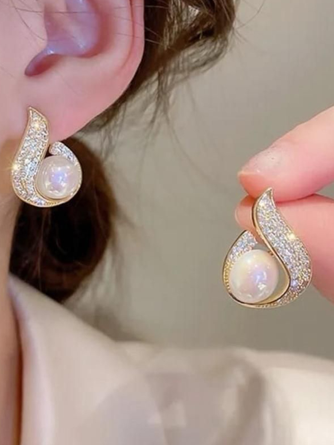 

Celestique Artificial Stones Studded And Pearls Beaded Classic Shaped Studs, Gold