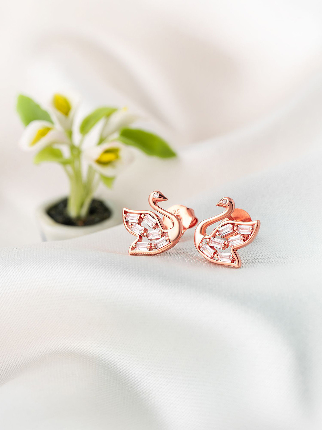 

SILBERRY 925 Sterling Silver Rose Gold-Plated Cubic Zirconia Studded Swan Shaped Studs
