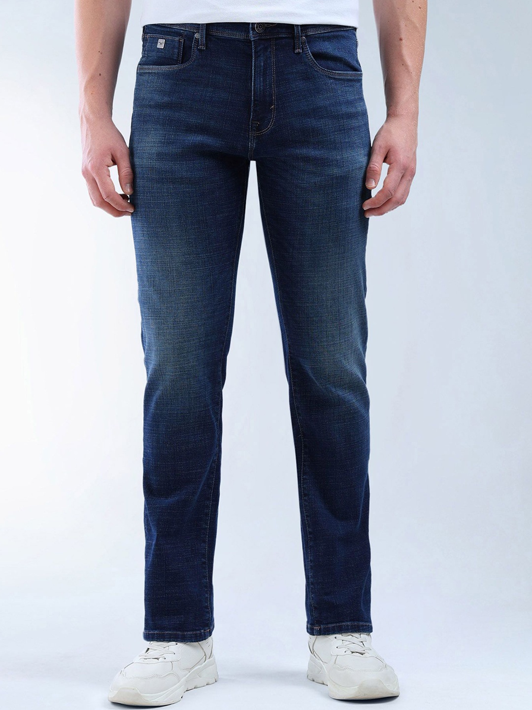 

Flying Machine Men Classic Mid-Rise Regular Fit Light Fade Clean Look Jeans, Blue