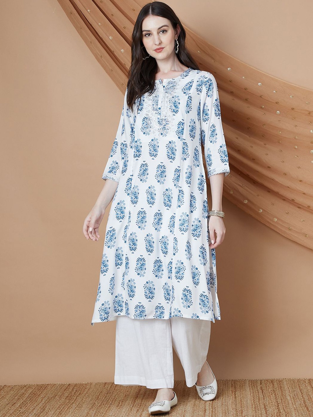 

Melange by Lifestyle Ethnic Motifs Printed Notch Neck Straight Kurta, Off white