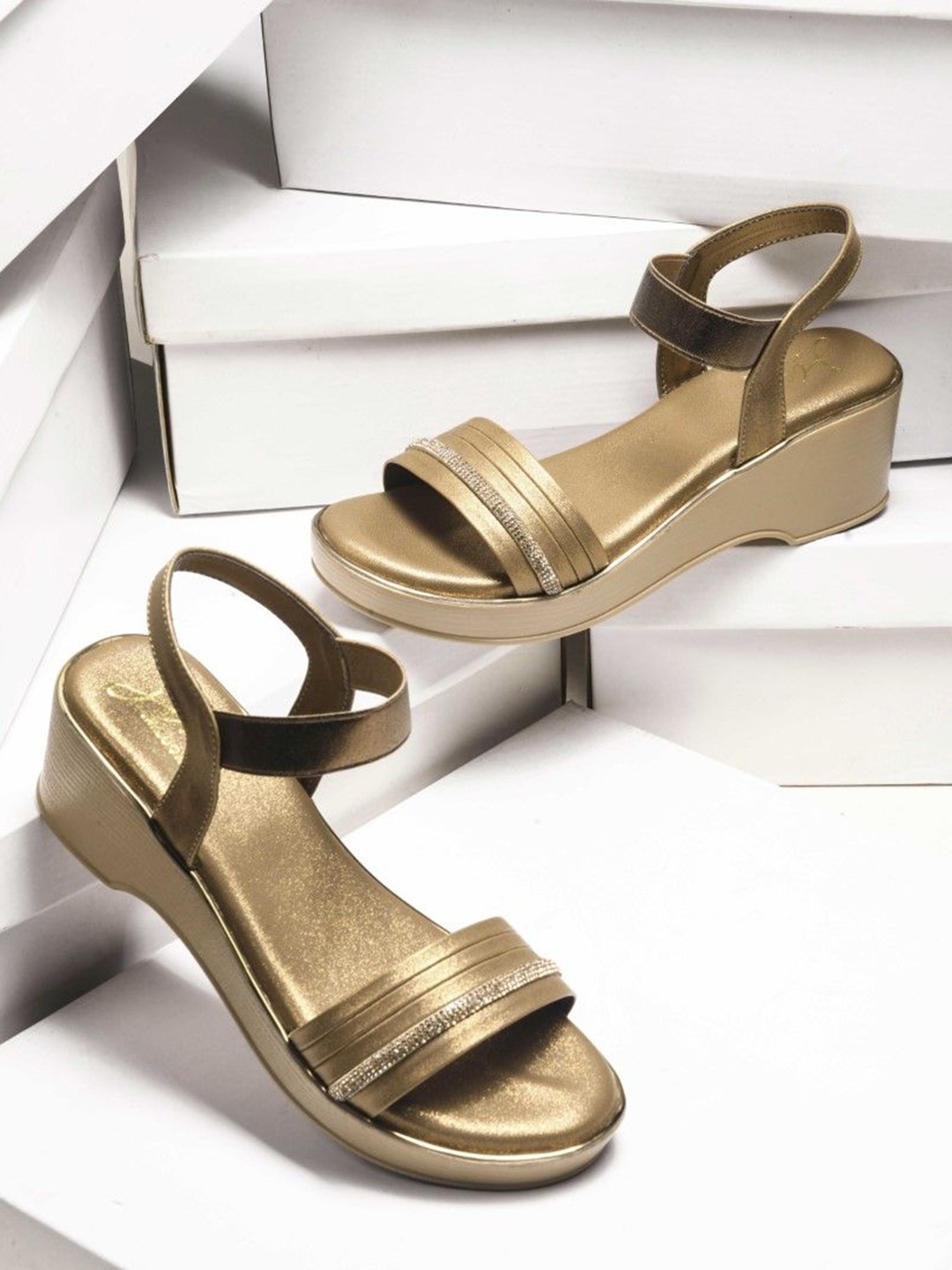 

JM Looks Women fashion Comfortable Sole Heel Sandals, Gold
