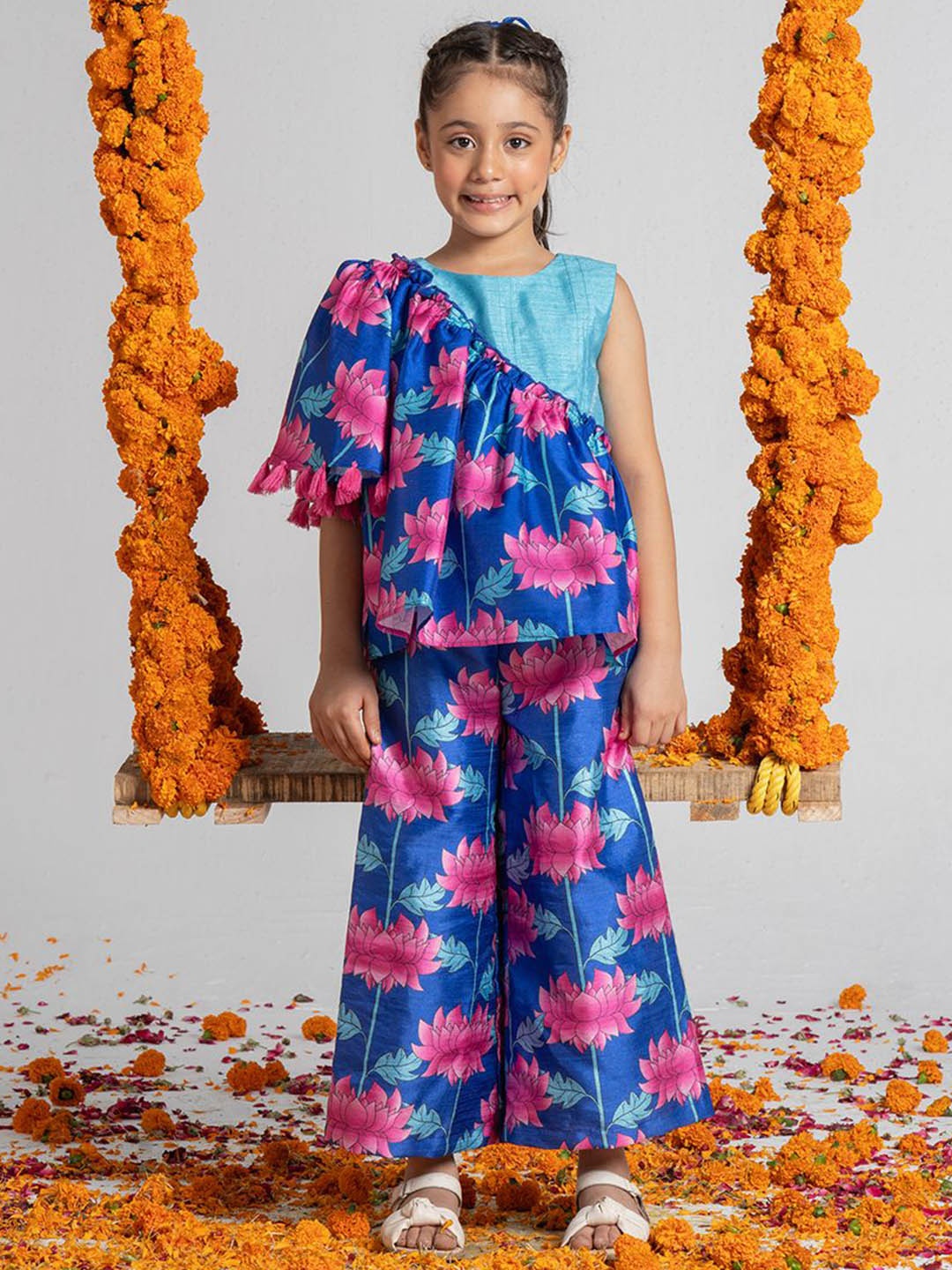 

SPUNKIES Girls Floral Printed Regular Kurti With Palazzos, Blue