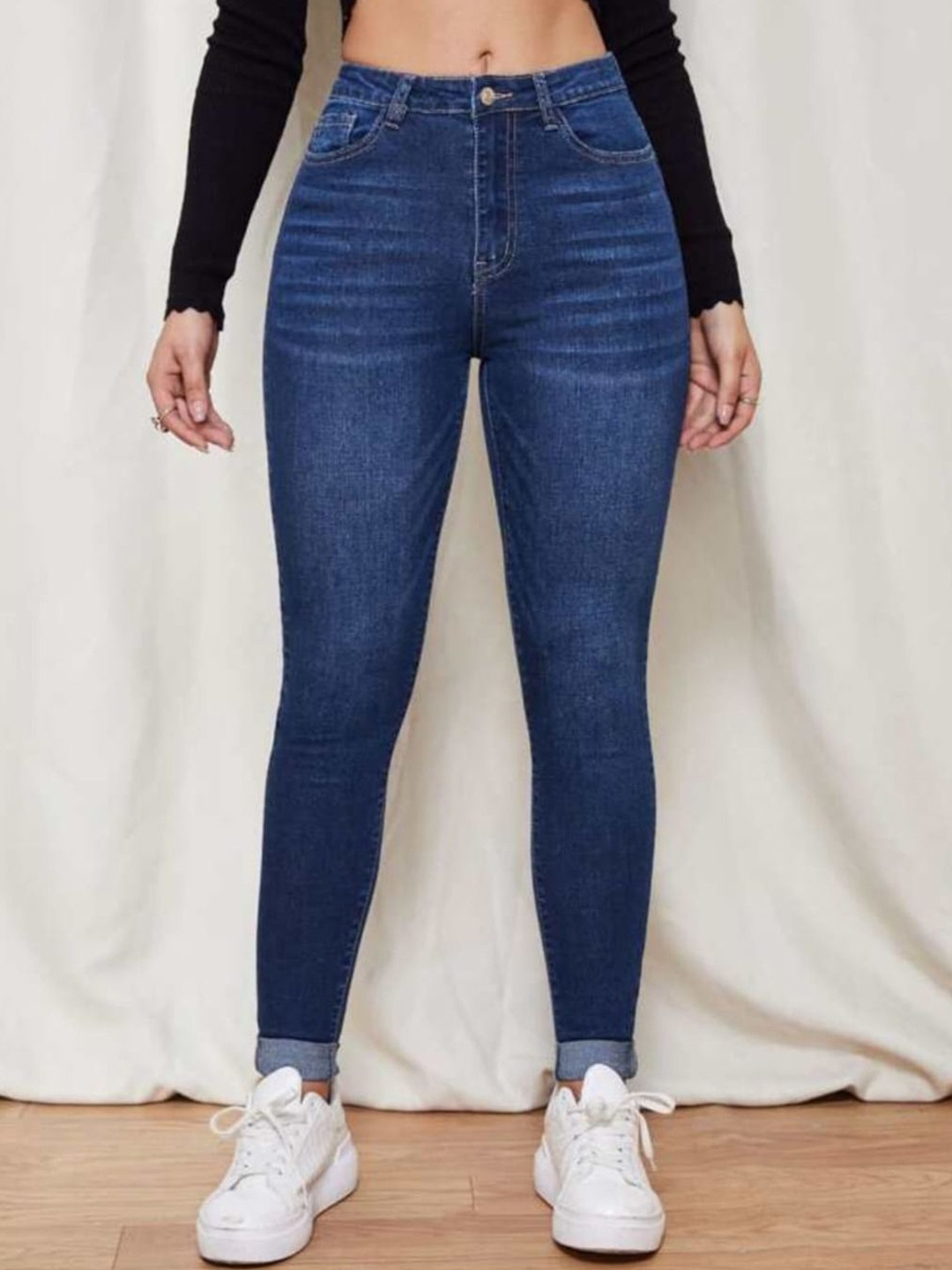 

CORSICA Women Skinny Fit Light Fade Stretchable Jeans, Blue