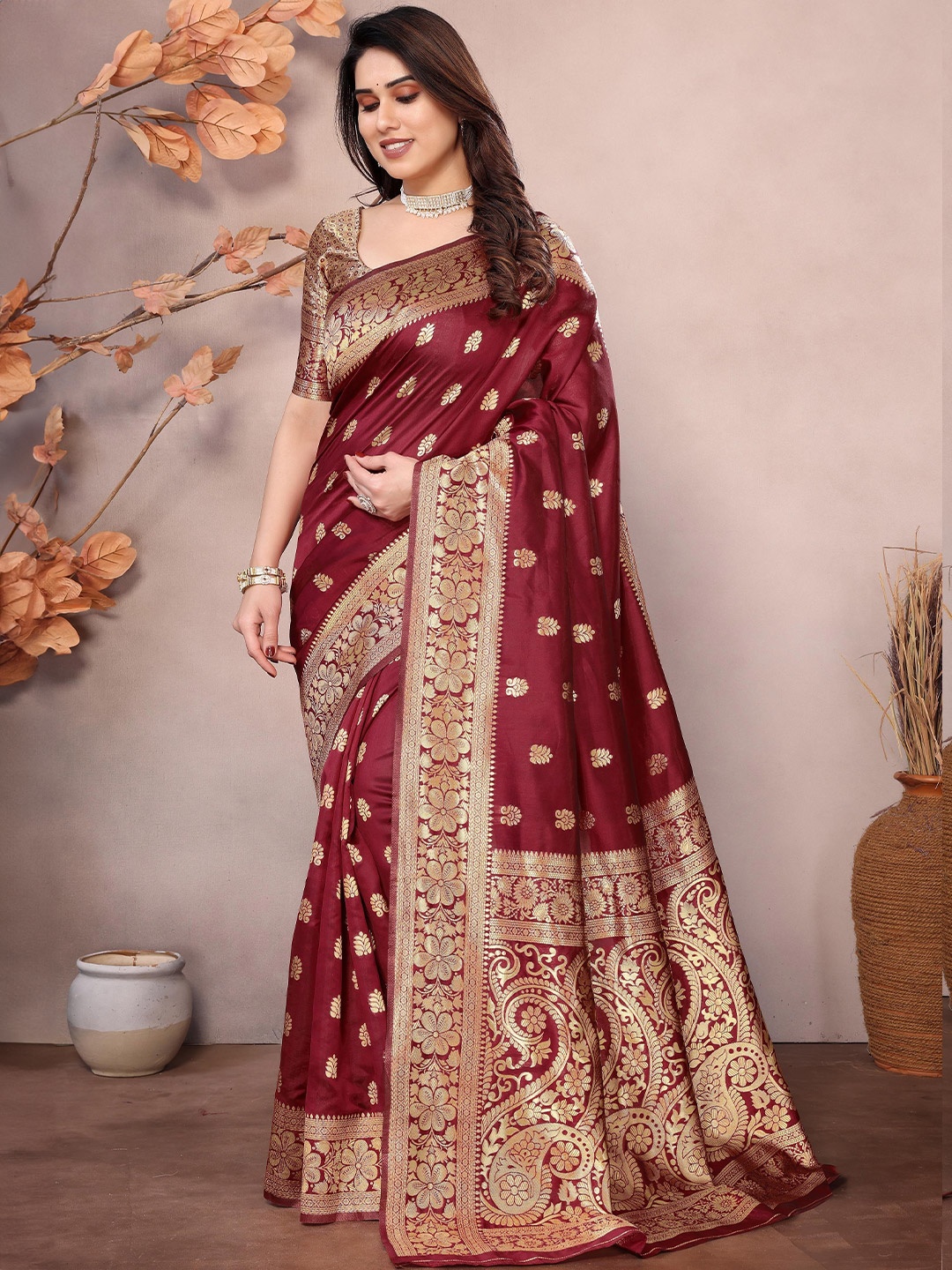 

WEAREZEE Woven Design Silk Blend Designer Saree, Maroon