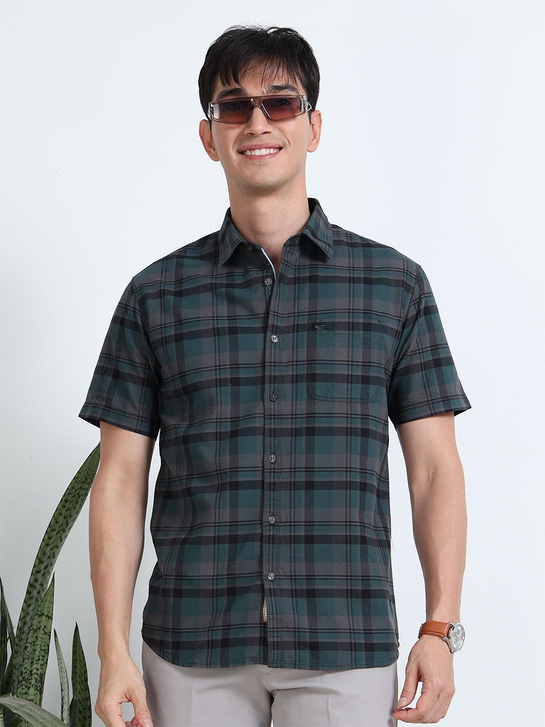 

RIGS AND RAGS Men Classic Tartan Checks Opaque Checked Casual Shirt, Green