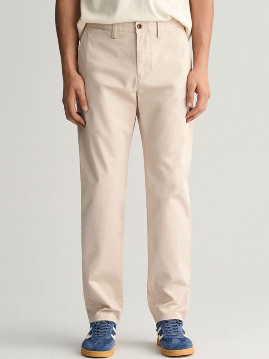 

GANT Men Cotton Mid-Rise Regular Twill Trousers, Beige