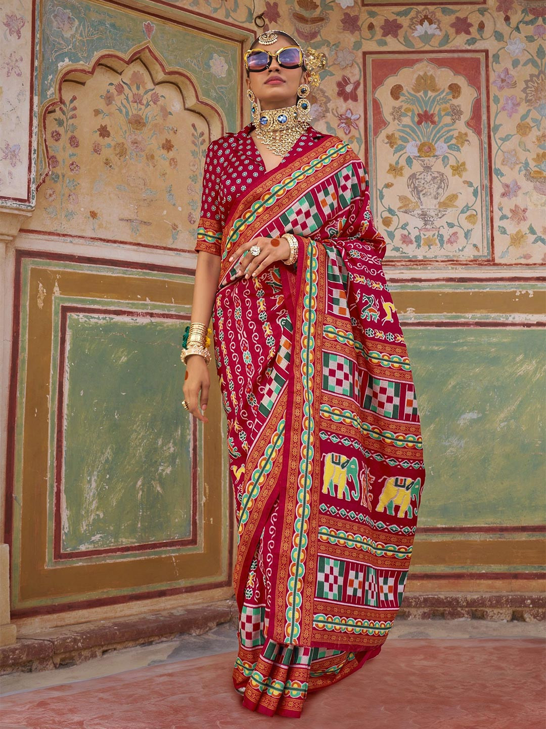 

MAHALASA Ethnic Motifs Pure Silk Handloom Patola Saree, Red