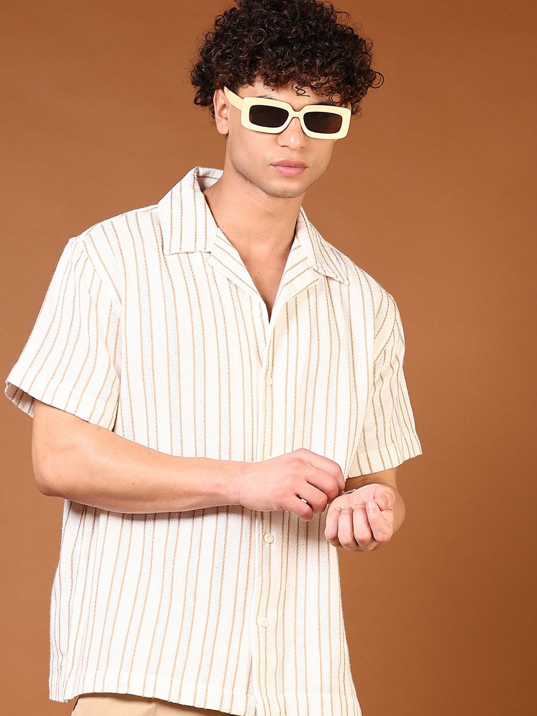 

V-Mart Men Opaque Striped Casual Shirt, Beige