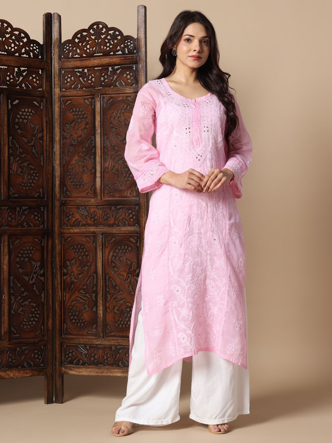 

Fashionable Chikan Handikraft Ethnic Motifs Embroidered Chikankari Cotton Straight Kurta, Pink