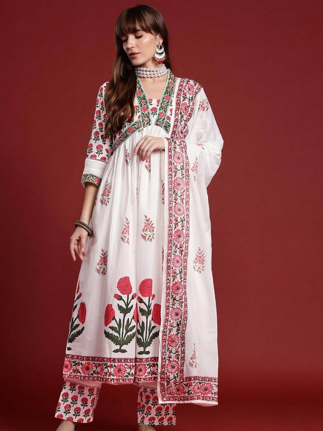 

AUTUMN LANE Women Floral Printed Regular Pure Cotton Kurta with Trousers & With Dupatta, White