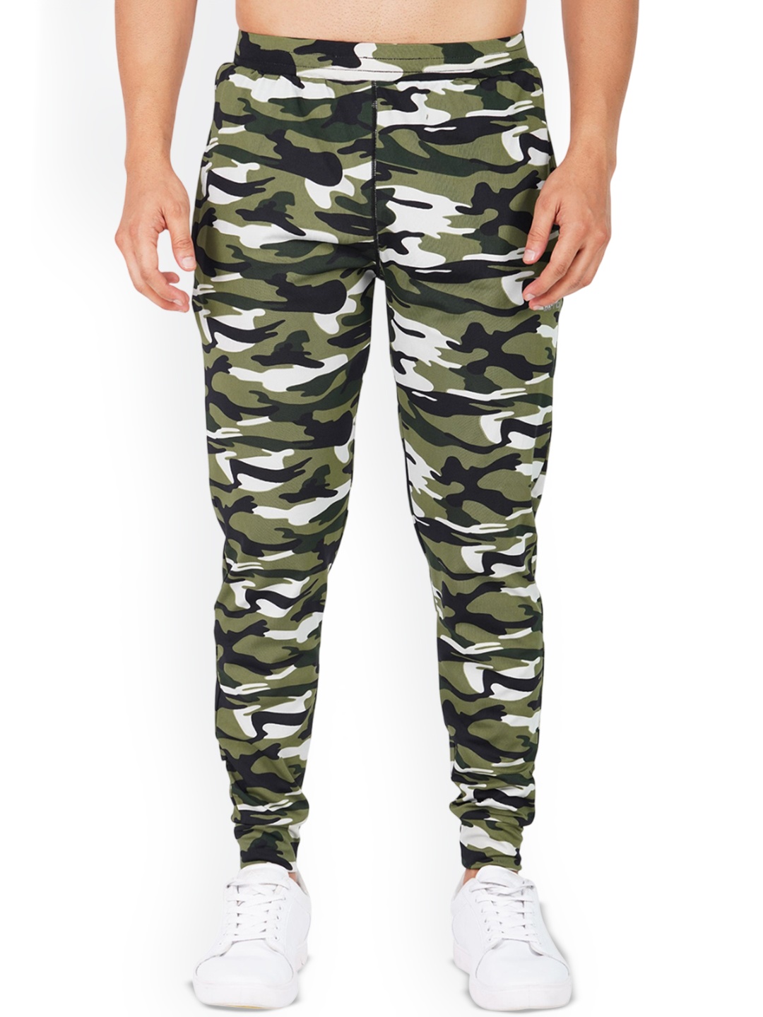 

GOTO Men Printed Joggers, Green