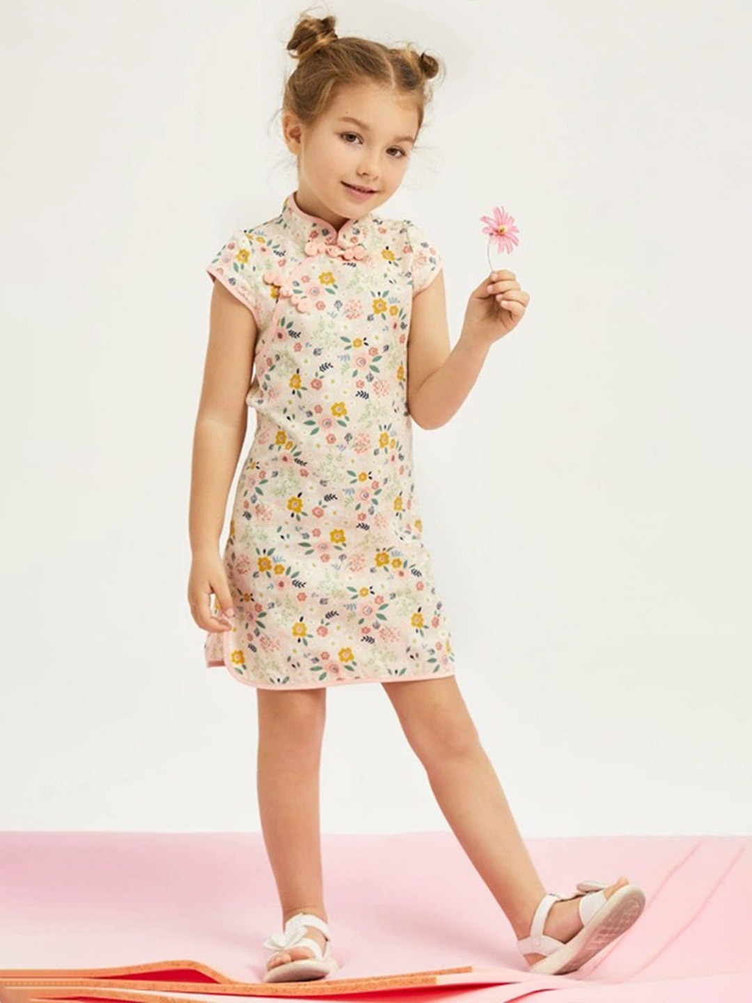

LULU & SKY Girls Floral Printed Mock Neck Cap Sleeve Sheath Dress, Beige