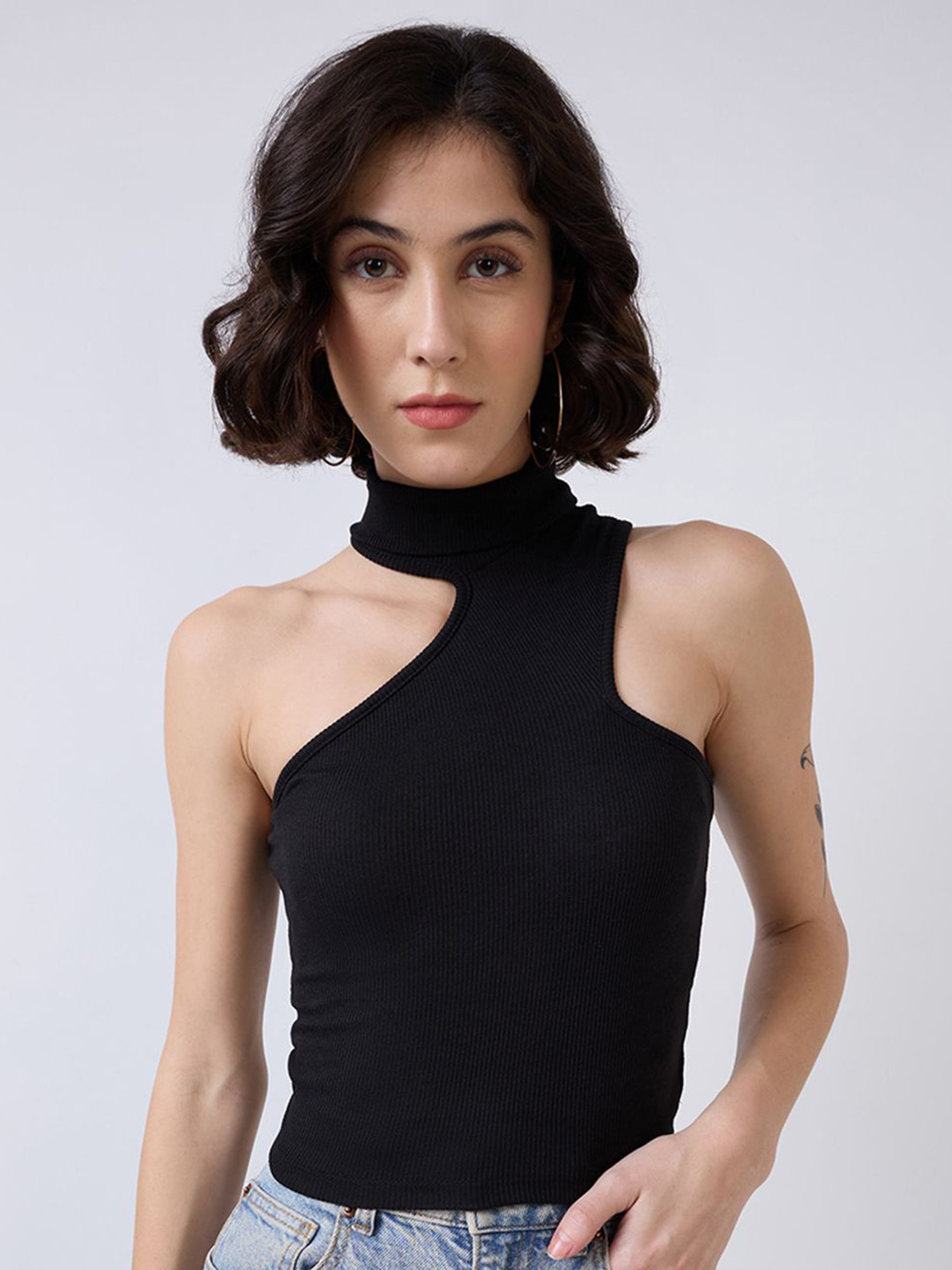 

SZN Crop Top, Black