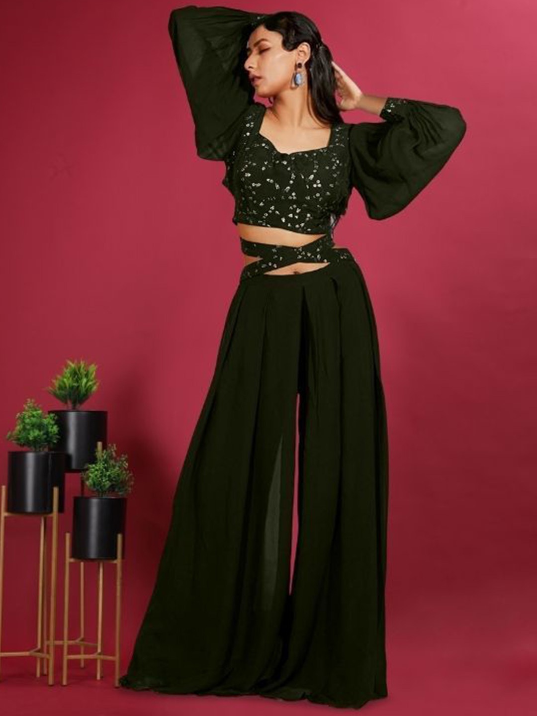 

PARROT CREATION Gopi Embroidered Sweetheart Neck Georgette Crop Top With Palazzos, Olive