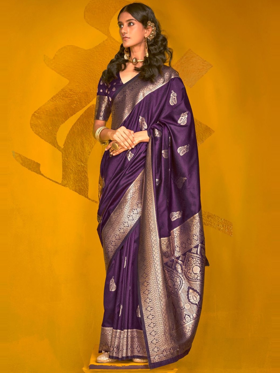 

DEVATITHI Woven Design Zari Purple Handloom Weaving Silk Saree