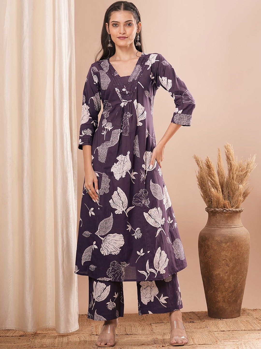 

FASHOR Floral Printed A-Line Paneled Tunic With Palazzos, Purple