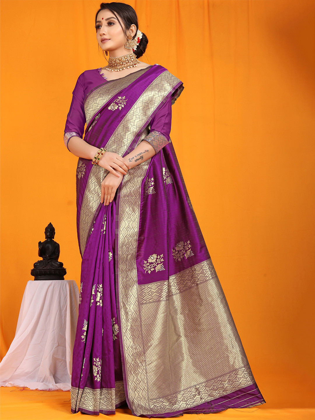 

Kandora Woven Design Zari Pure Silk Paithani Saree, Purple