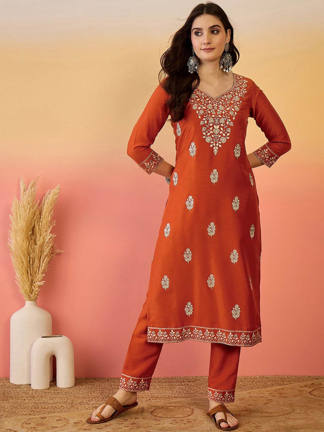 

Sangria Floral Embroidered Sweetheart Neck Straight Kurta With Trousers, Orange