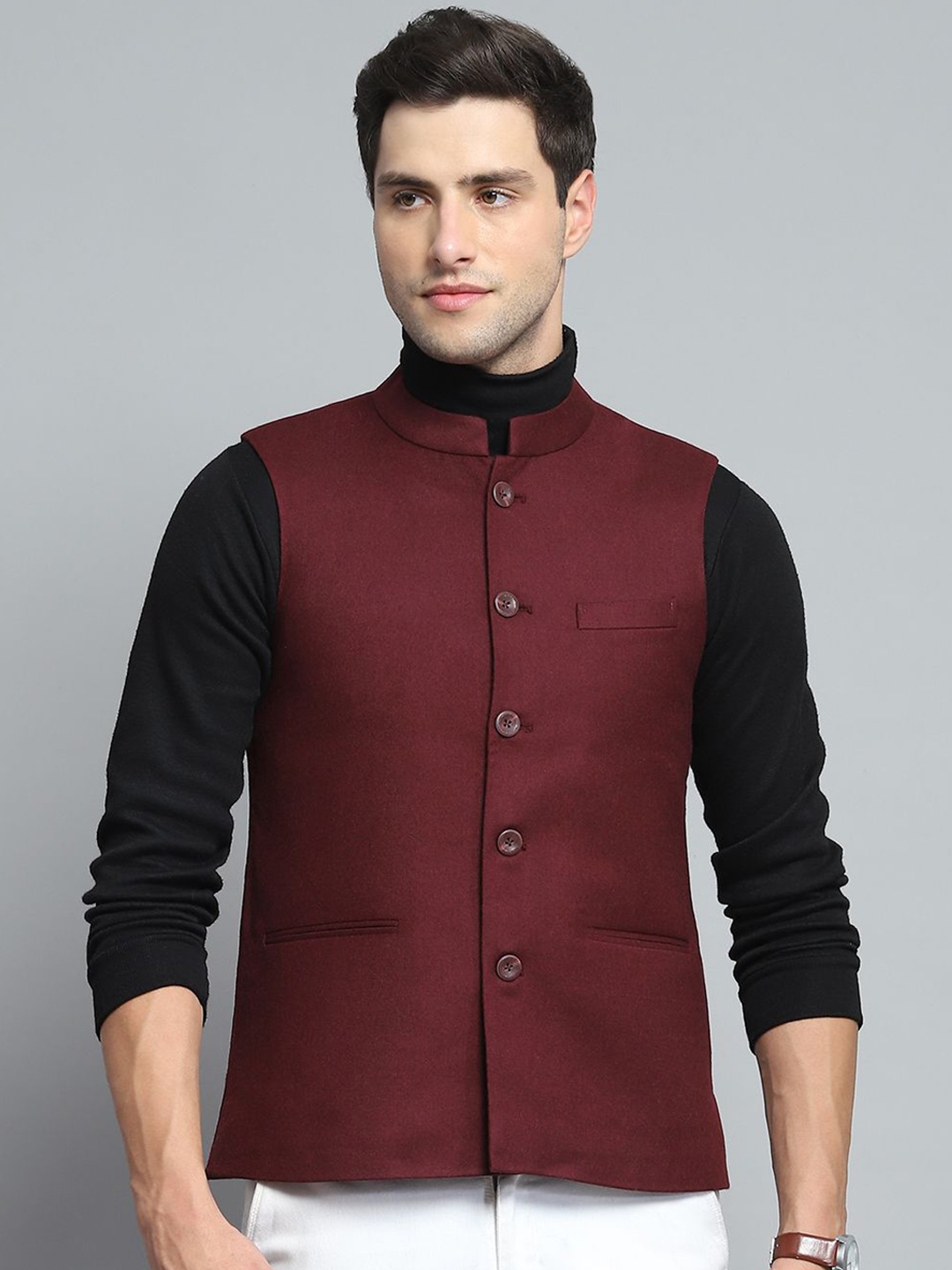 

Monte Carlo Sleeveless Woven Nehru Jacket, Maroon