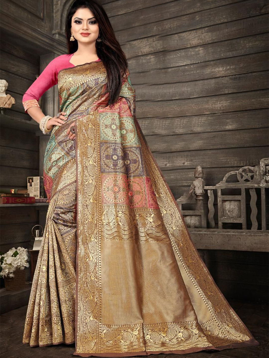 

Aika Woven Design Zari Pure Silk Banarasi Saree, Gold