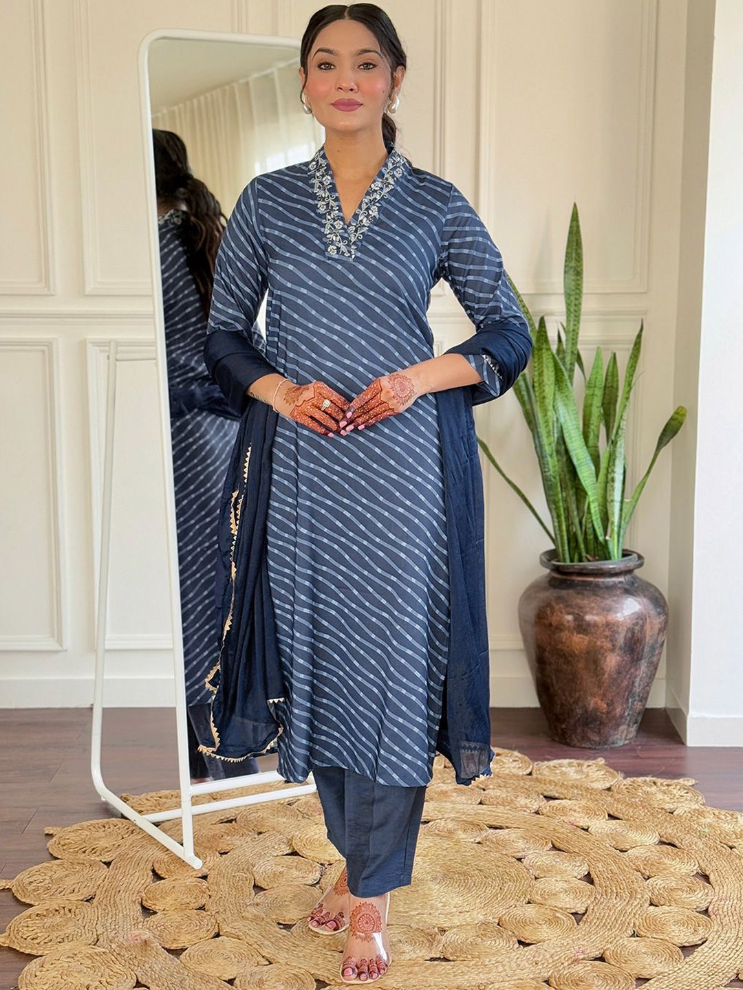

Lilots Leheriya Printed V-Neck Thread Work Muslin Kurta With Trousers & Dupatta, Navy blue