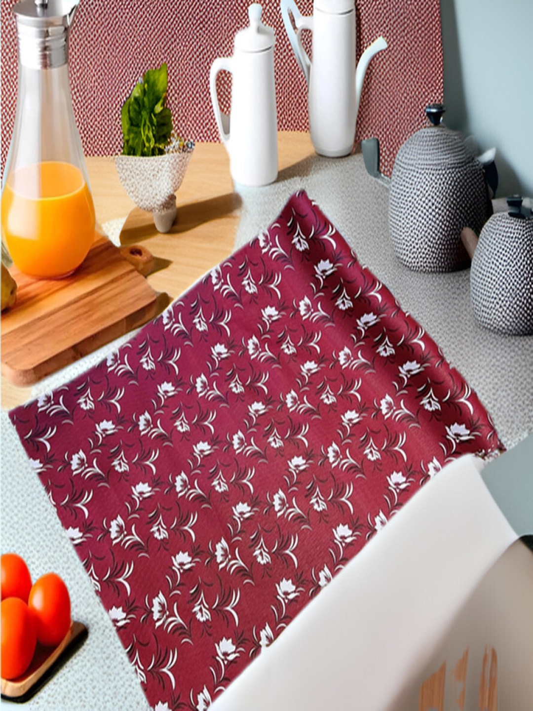 

REVEXO Maroon Set of 1 Water Resistant Shelf Liner Organisers