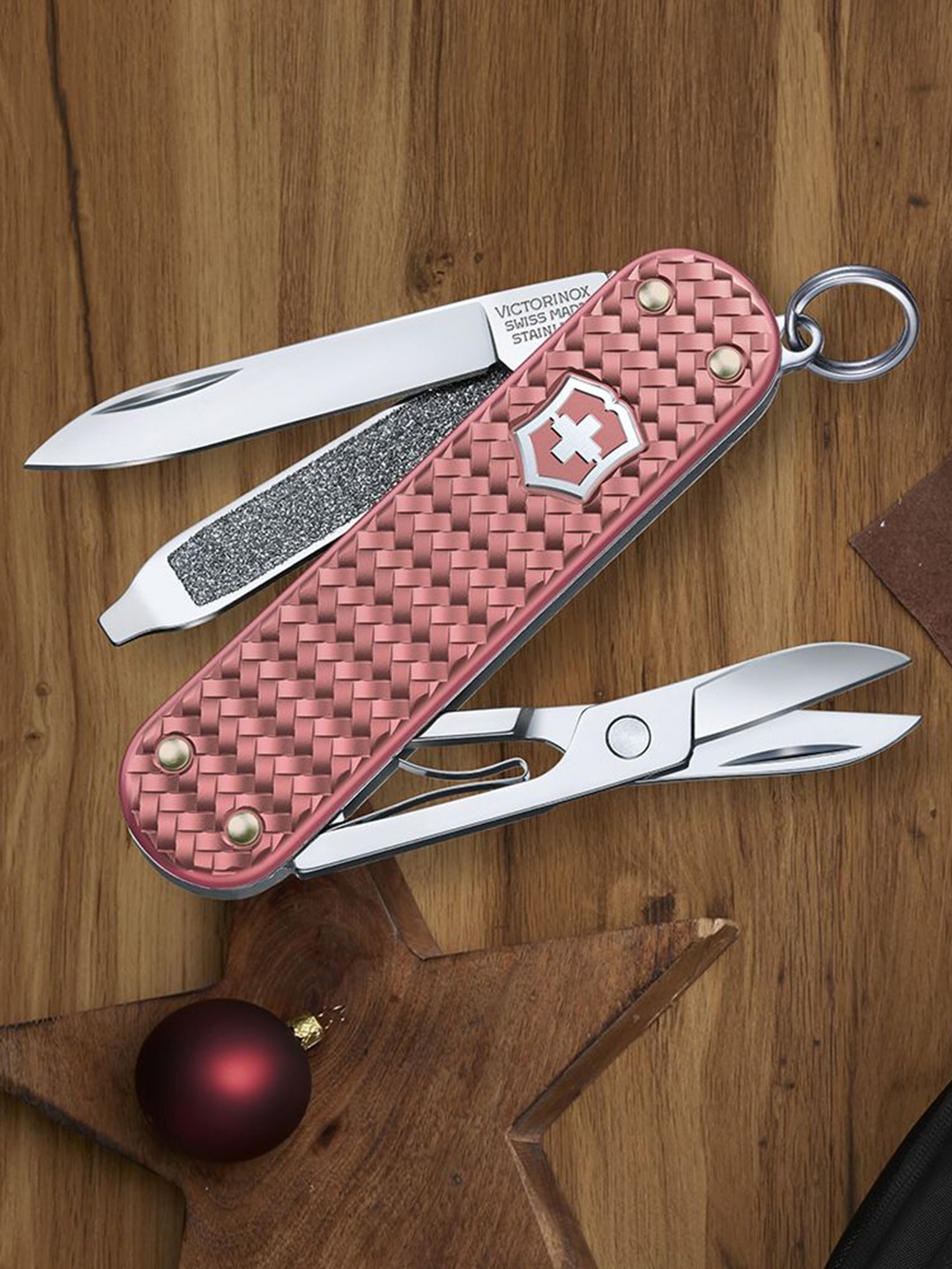 

Victorinox Swiss Knives Travel Accessory, Pink
