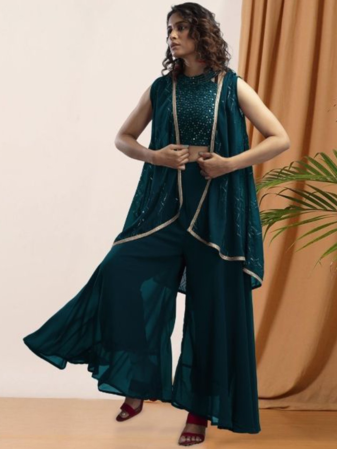 

PARROT CREATION Floral Embroidered V-Neck Crop Top & Shrug With Palazzos., Teal