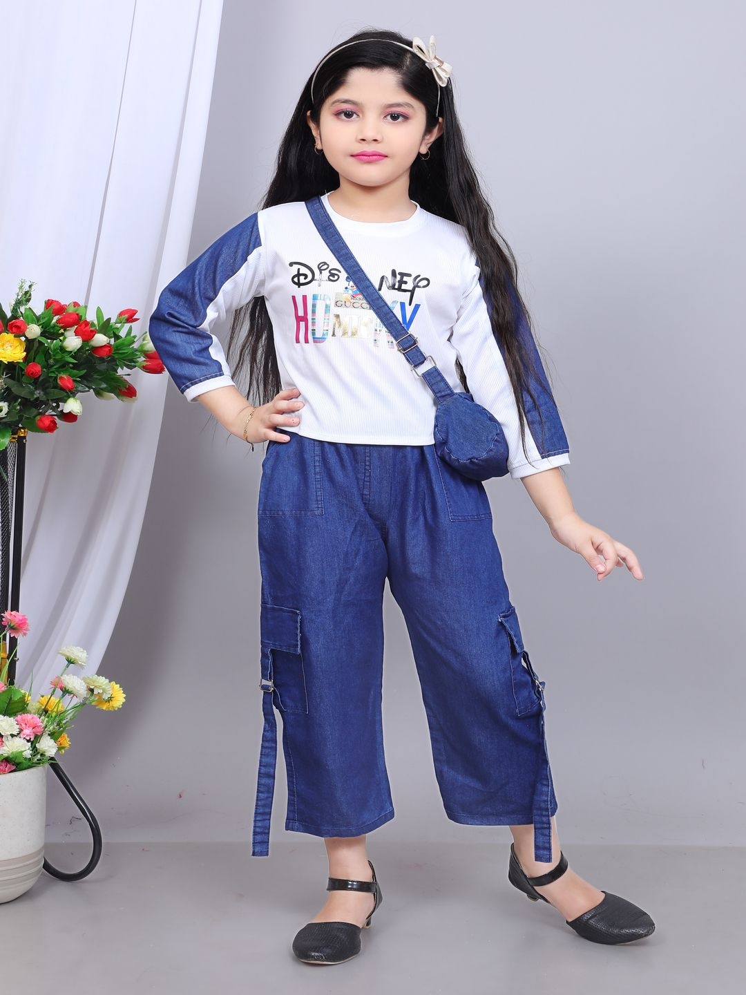

NEWSIFA Girls Printed Round Neck T-shirt With Cargo, Blue
