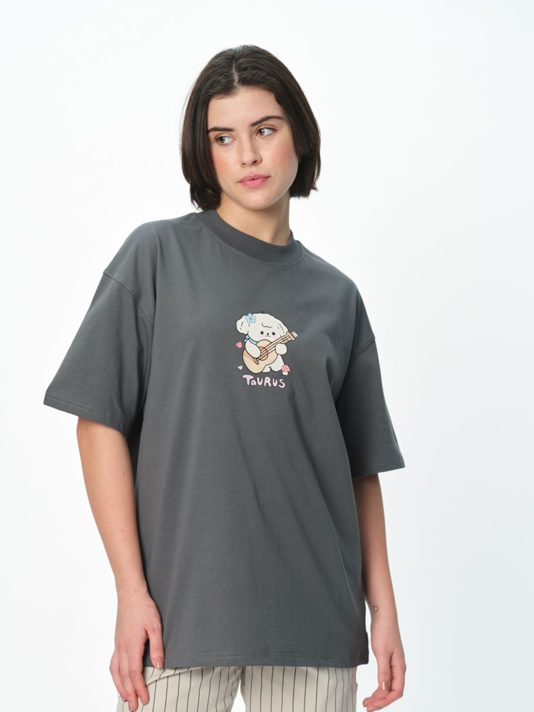 

Bonkers Corner Women Drop-Shoulder Sleeves Pure Cotton Applique T-shirt, Grey