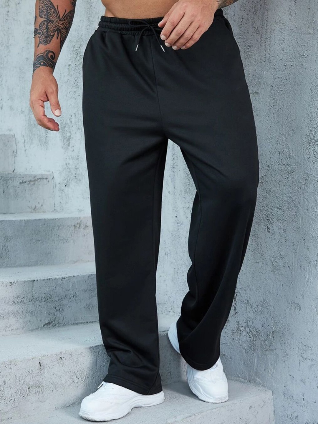 

THE BEETEL HOUSE Men Relaxed Loose Fit Easy Wash Trousers, Black