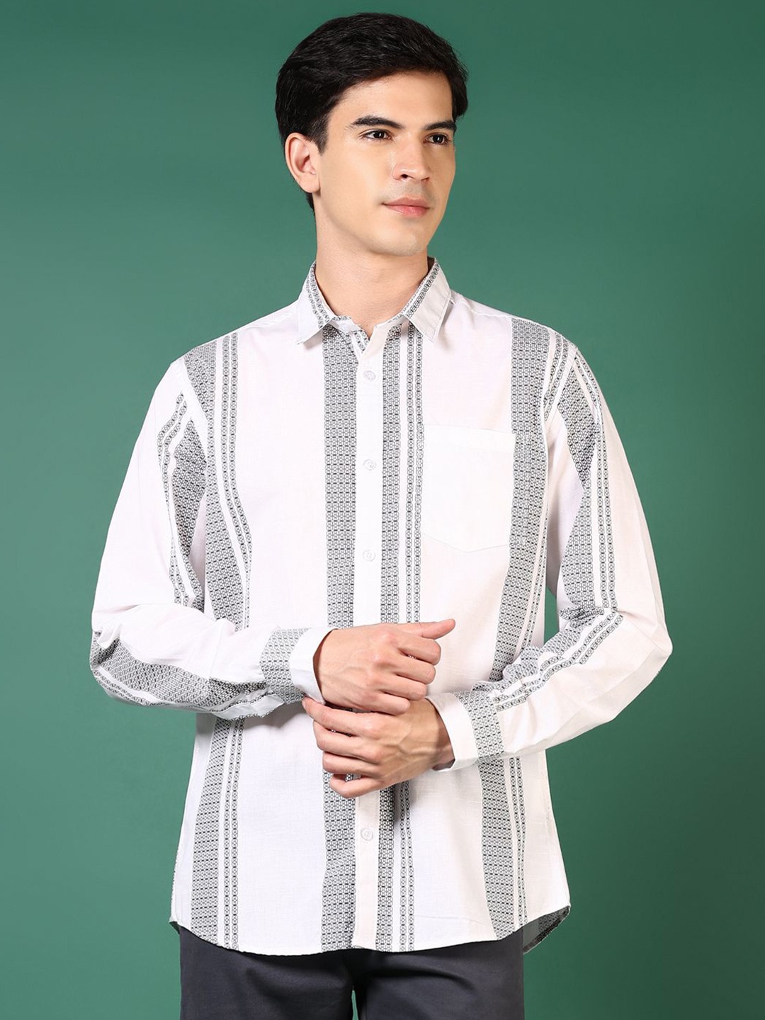 

V-Mart Men Opaque Striped Casual Shirt, White