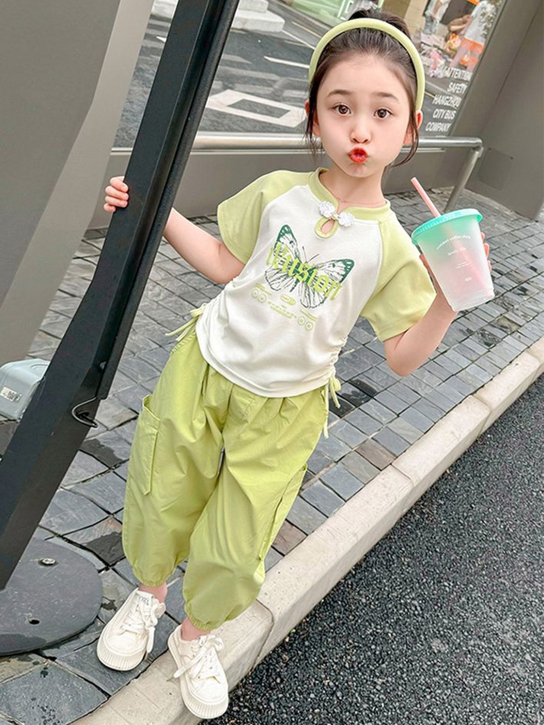 

LULU & SKY Girls Printed Round Neck T-Shirt With Joggers, Green