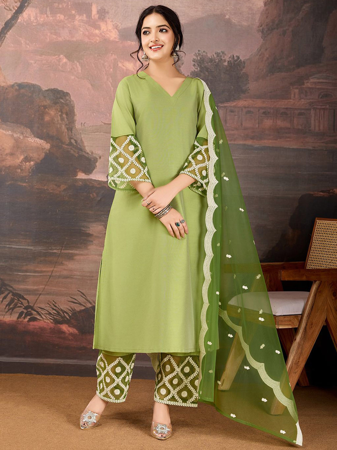 

House of Pataudi V-Neck A-line Kurta & Trousers With Dupatta, Green