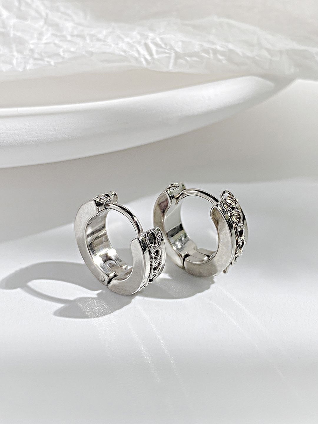 

Peora Silver Plated Contemporary Hoop Earrings