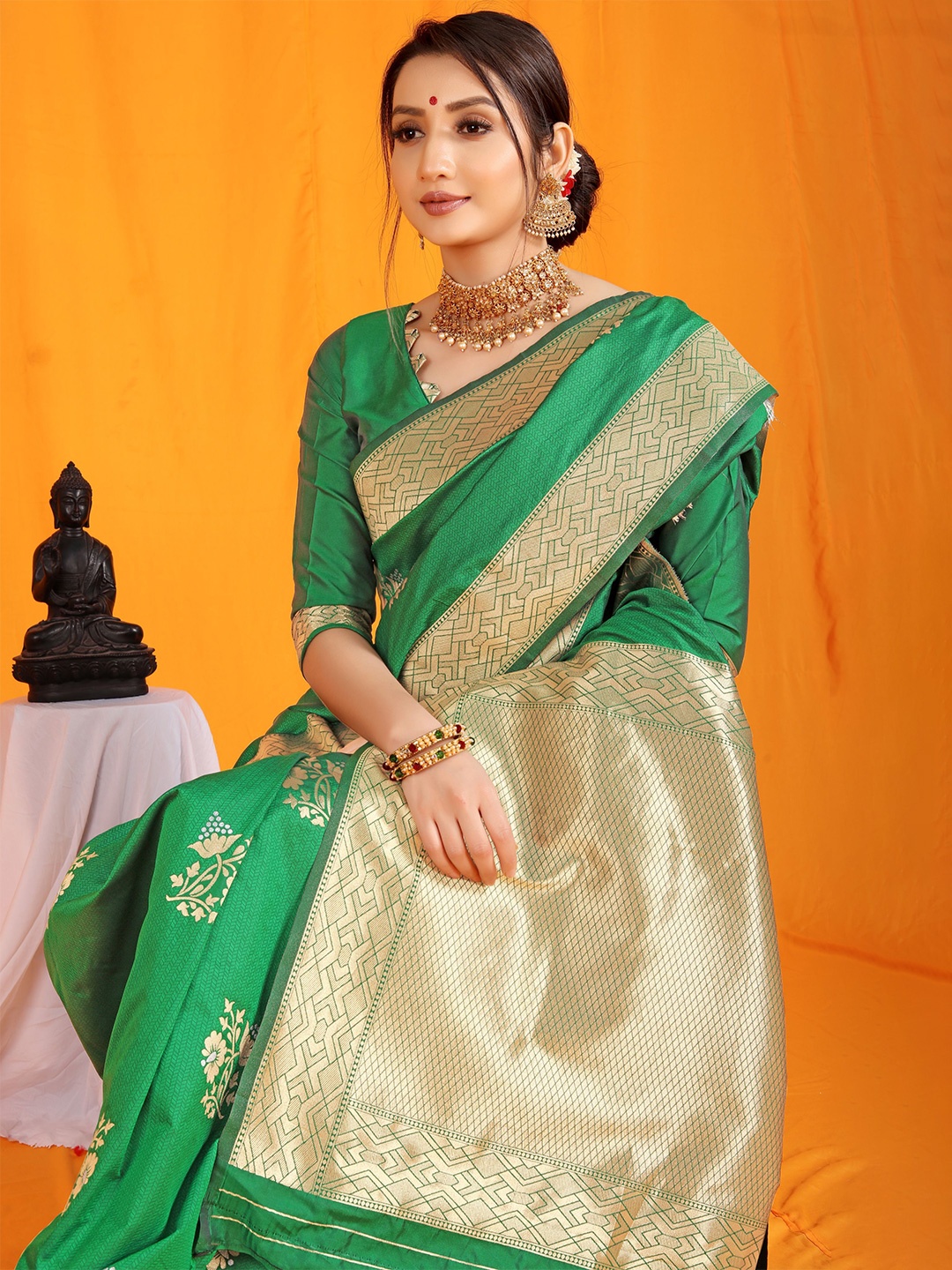 

Kandora Woven Design Zari Pure Silk Paithani Saree, Green