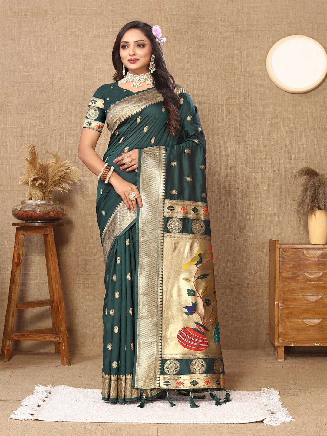 

Dreamlaxmi Fashion Woven Design Zari Silk Blend Banarasi Saree, Green