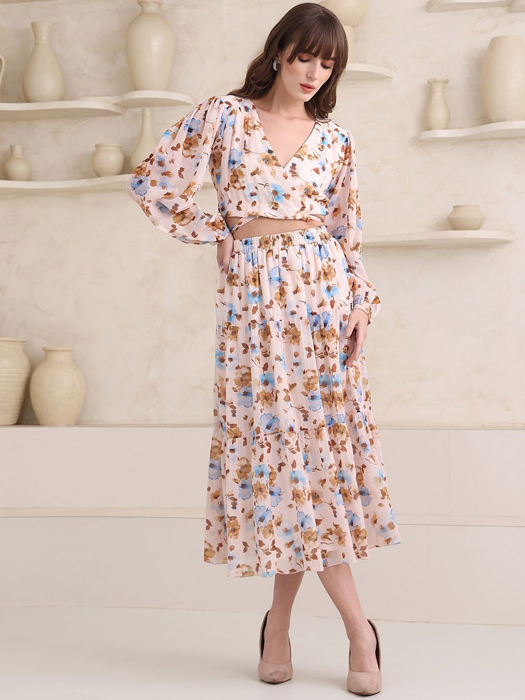 

PURVAJA Floral Printed V-Neck Puff Sleeves Top With Skirt, Beige