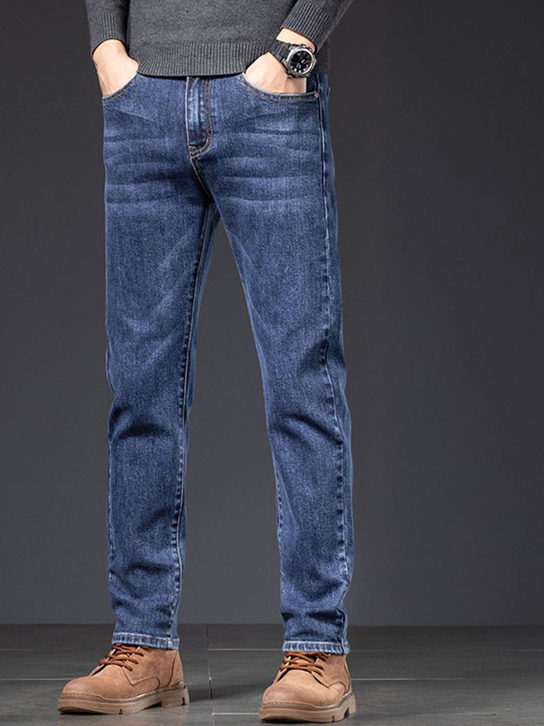 

StyleCast Men Low Distress Light Fade Jeans, Blue