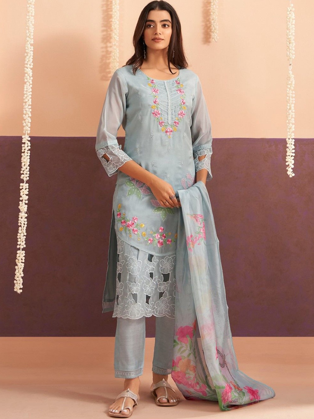 

AUTUMN LANE Floral Embroidered round Neck Straight Kurta With Trouser And Dupatta, Blue