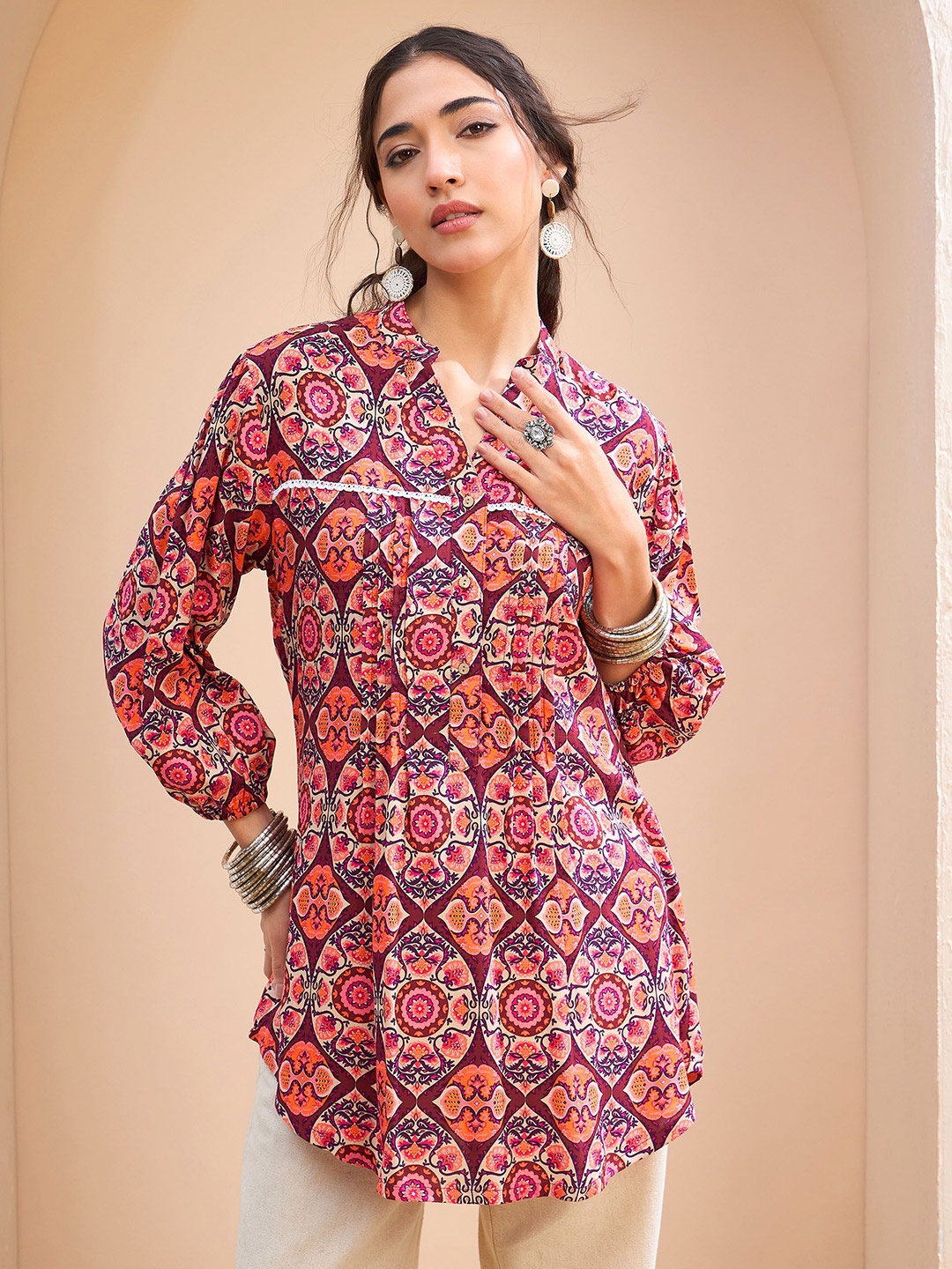 

Shae by SASSAFRAS Floral Printed Pleated Kurti, Maroon