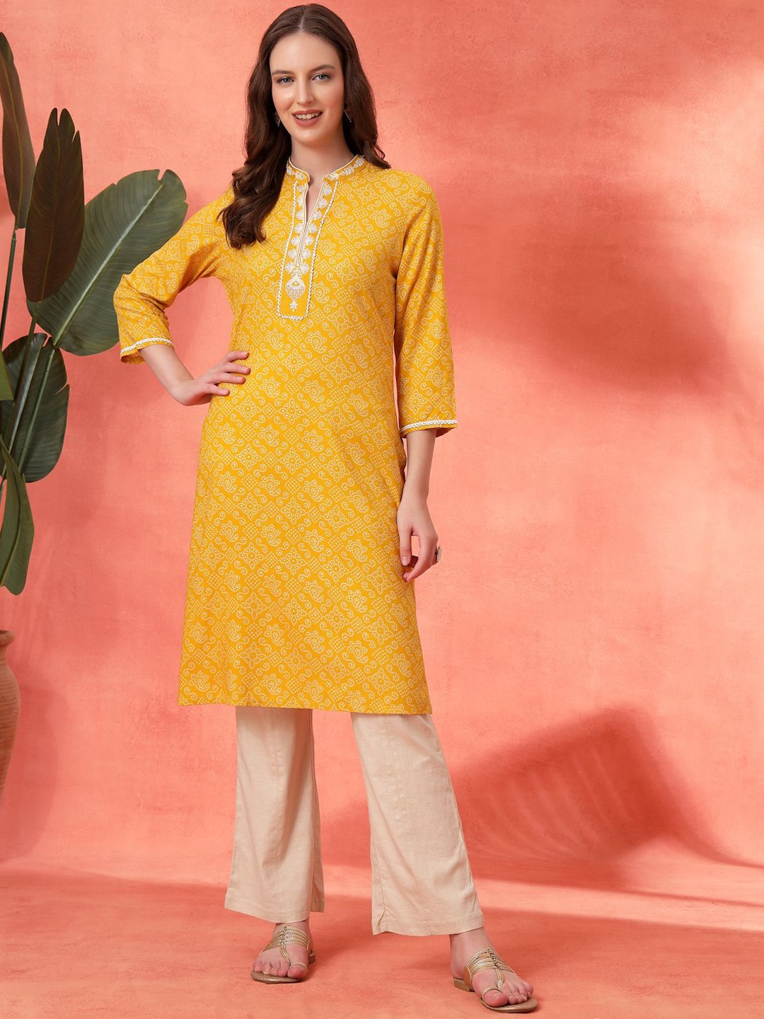 

Nayam By Lakshita Bandhani Printed Mandarin Collar Straight Kurta, Yellow