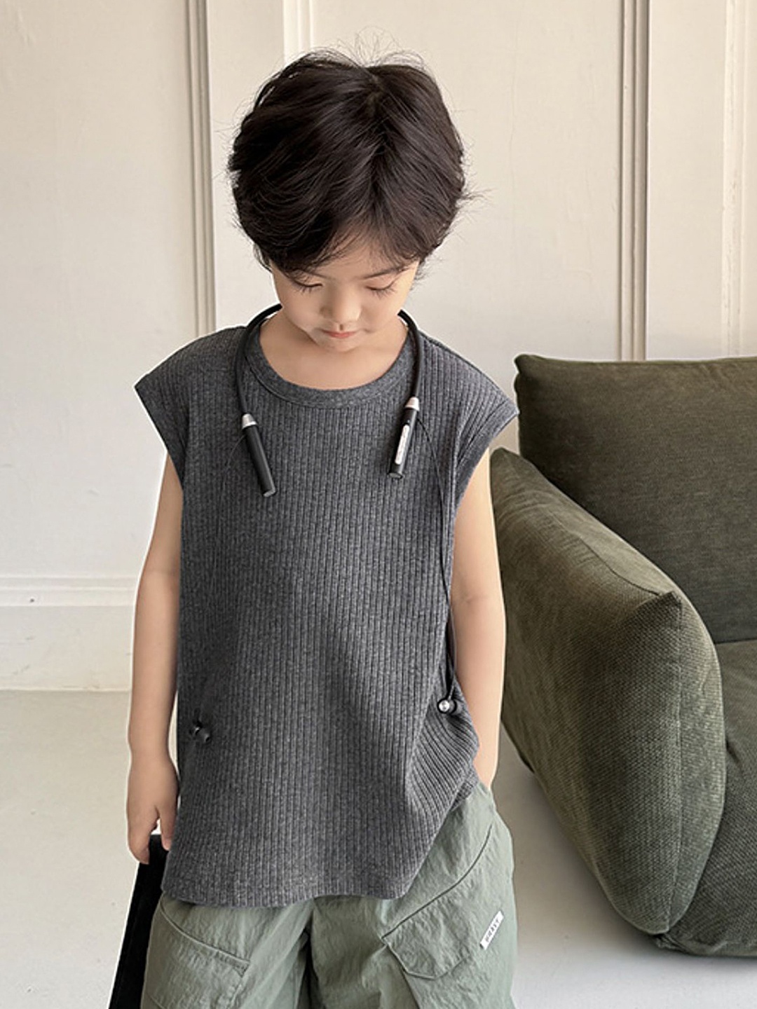 

LULU & SKY Boys Solid Round Neck Cotton Relaxed Fit T-shirt, Grey